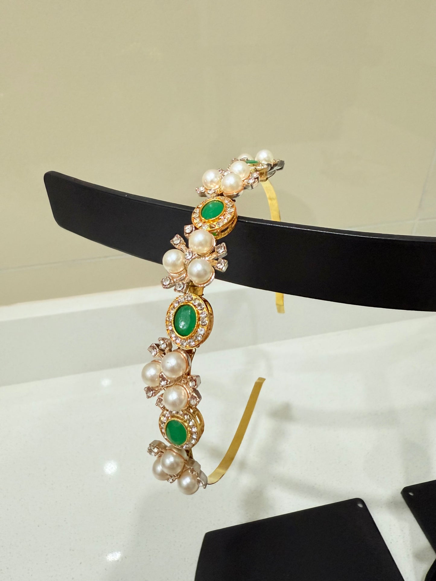 Emerald & Zirconia Sheeshphool Alice Band