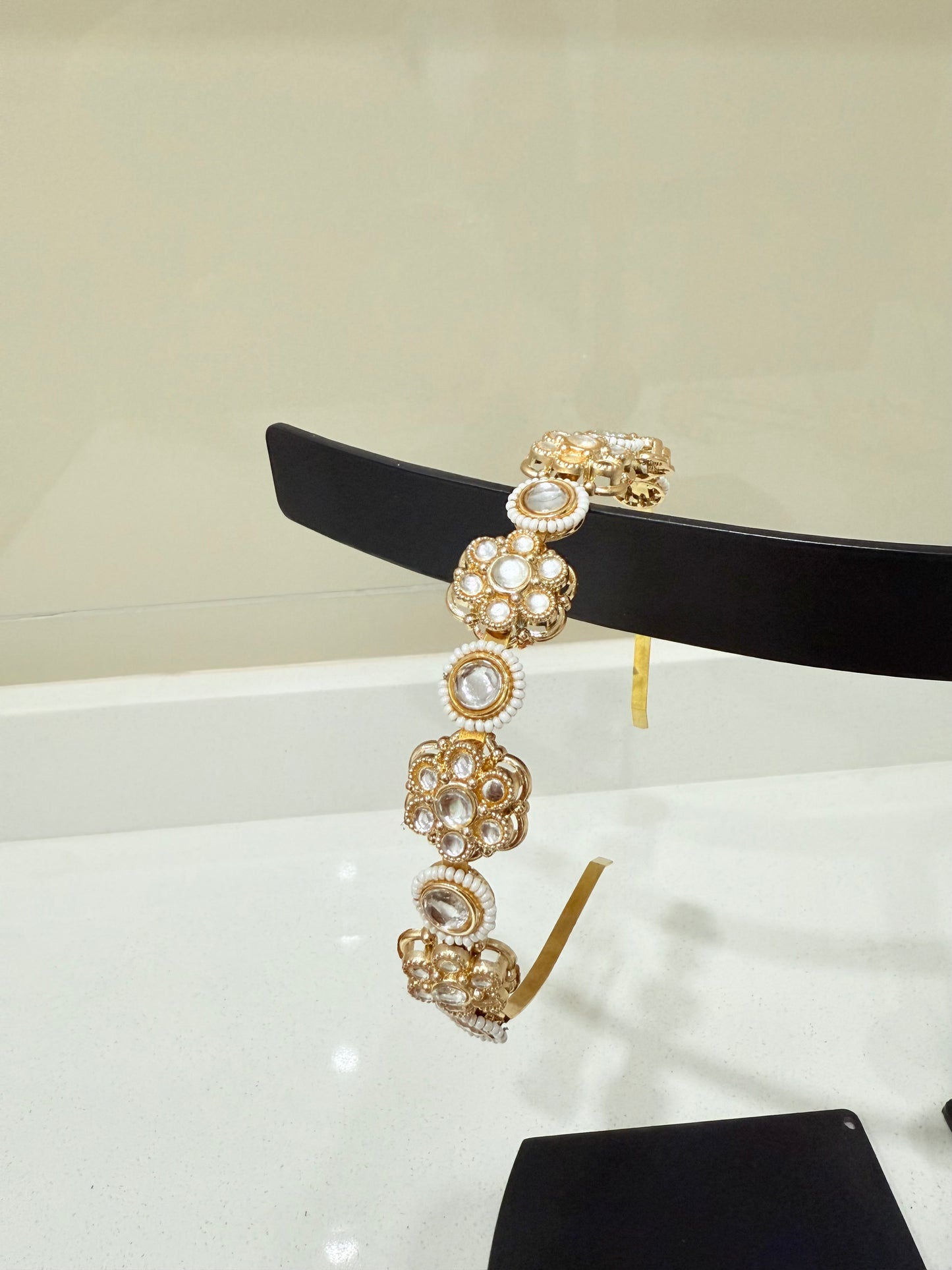 Kundan & Pearl Sheeshphool Alice Band